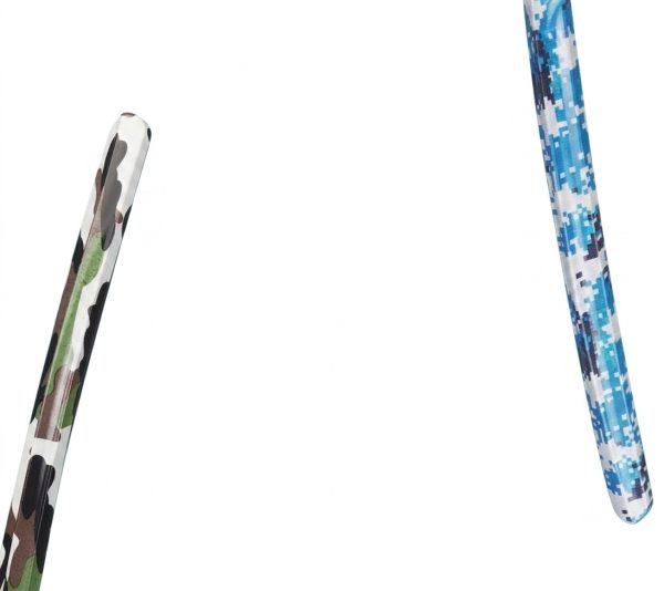 Fleet vehicles with custom color branded wiper blades as moving billboards
